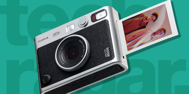 Best Polaroid Instant Cameras 2023